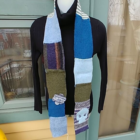⭐2 for $50⭐ Upcycled Felted Wool Sweater Scarf - Picture 1 of 4